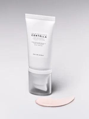 SKIN1004 Madagascar Centella Tone Brightening Tone-Up Suncream SPF50+ PA++++